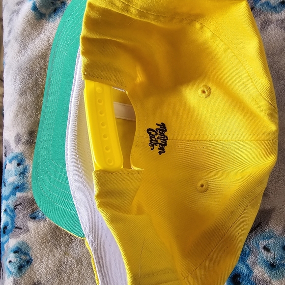 MonMon Cats State of Grace, yellow snapback hat, almost new, OS - Picture 2 of 2
